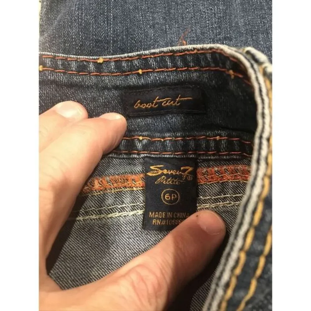 Seven 7 Womens Bootcut Jeans Blue Medium Wash Low Rise Embroidered Sz 6P 30 x 30 - Picture 8 of 11